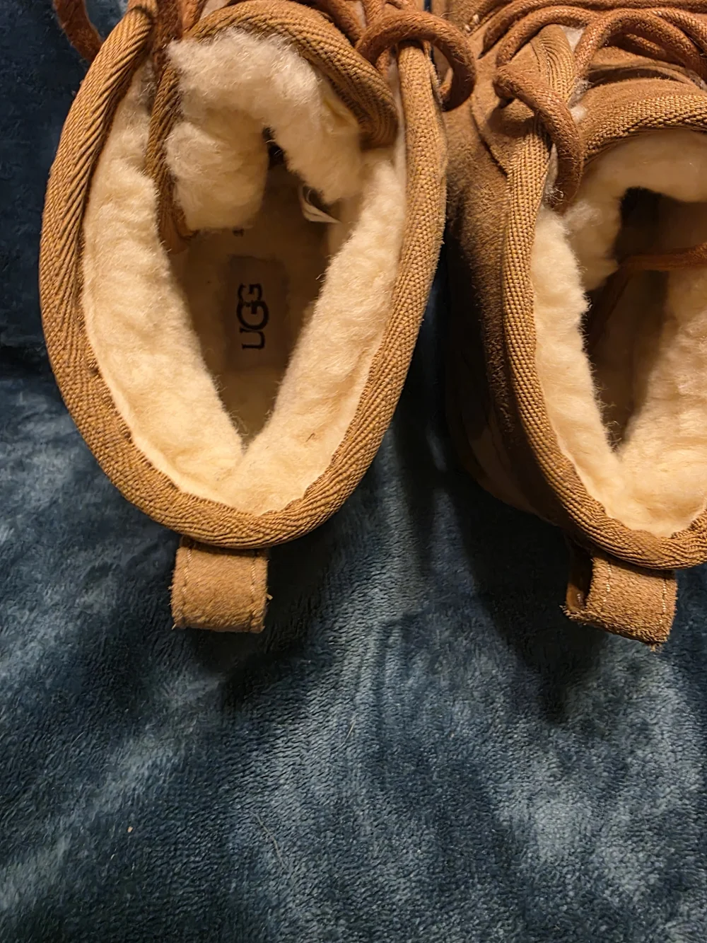 Size 3 - UGG Kid's Suede Chukka Boots in Chestnut- Brand New